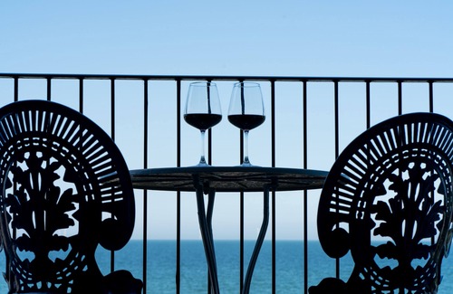 Herne Bay Apartment | Bellevue - Panoramic Sea Views, Beachfront Luxury