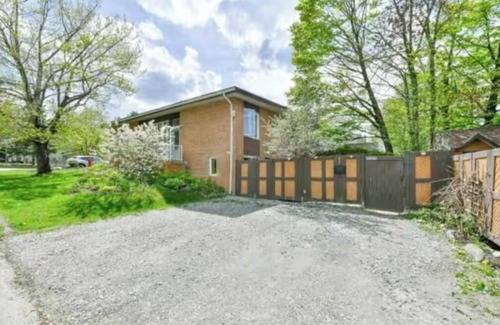 Sherbrooke Apartment | Bellevue Shelter