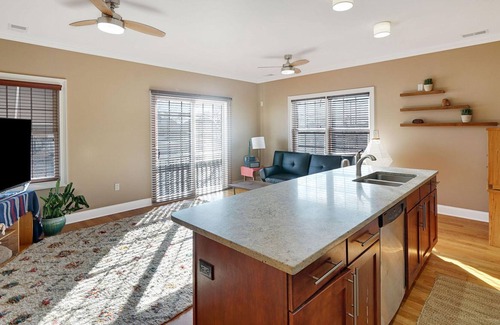 Lake Como Condo | Belmar Condo - Main Street