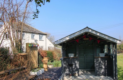 St Martins Cottage | Belmont Bridge