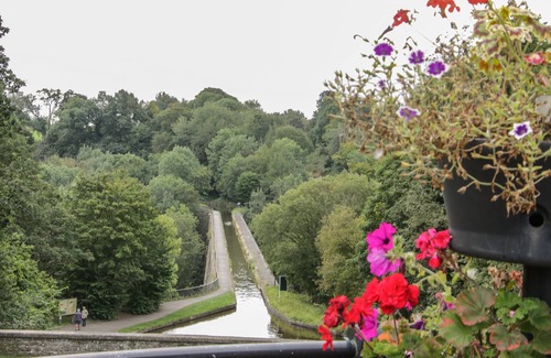 St Martins Cottage | Belmont Bridge