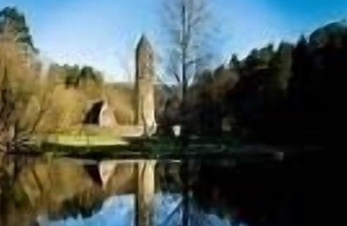 Omagh House | Beltany House - Exceptional 4 bed Holiday Home