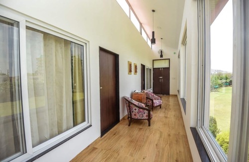 Udaipur District House | Belvédère : Private 3-Bedroom Apartment