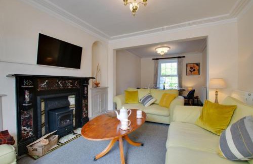 New Quay House | Belvedere
