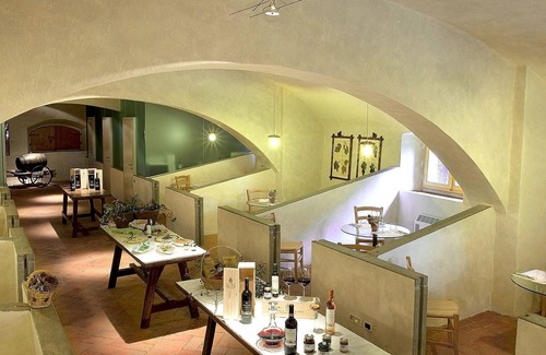 San Donato in Collina Cottage | Belvilla by OYO Fienile