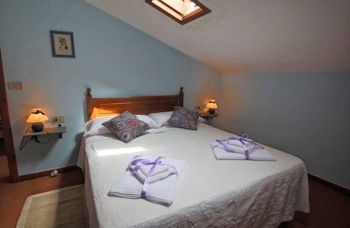 Santarello Villa | Belvilla by OYO Attractive mansion with pool