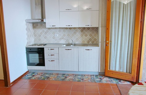 Cugnana Verde Apartment | Belvilla by OYO Cugnana Verde Mono 2/3
