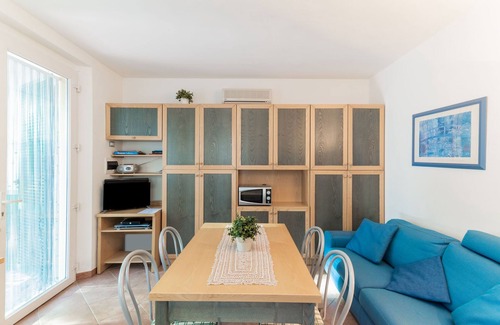 San Feliciano Cottage | Belvilla by Oyo La Rocca Residence
