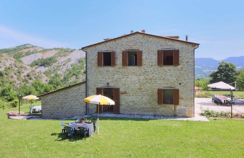 Apecchio Villa | Belvilla by OYO Rosa Rossa