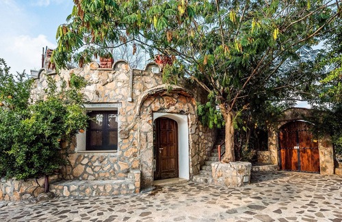 Casarano House | Belvilla by OYO Villa Barone Guest House