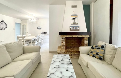 Motril Villa | Belvilla by OYO Villa Playa & Golf II