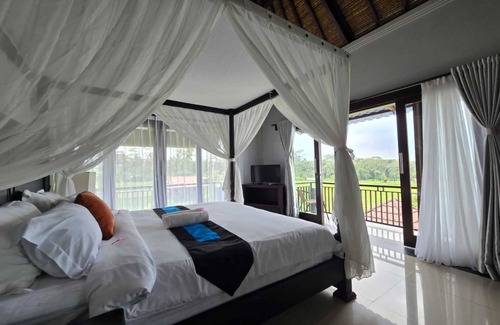 Taro Hotel | Belvilla Kasuari Tirta Empul Temple