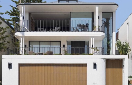 North Bondi House | Ben Buckler House - Luxury Home at Bondi Beach