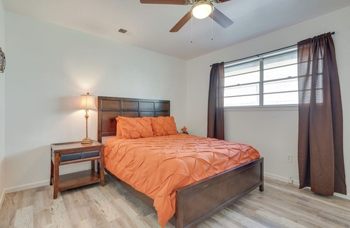 Fort Worth Apartment | Benbrook Vacation Rental w/Yard Near Fort Worth!