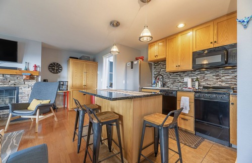 Bend Condo | Bend Getaway Condo