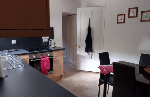 Crianlarich House | Benmore Farm House in Stirling with Mountain View