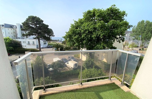 Benodet Apartment | Benodet - comfortable apartment with sea view, beach and shops on foot