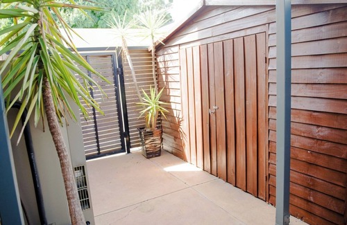 Bentleigh House | Bentleigh Cozy Private 1BR – 5min Train & CafesShops