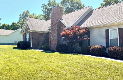 Cleveland House | Benwood Poolhouse