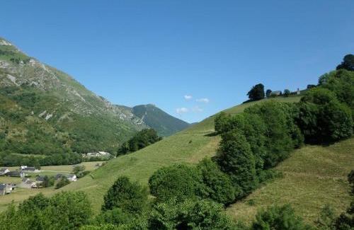 Campan House | Bergerie rénovée au coeur des Pyrénées