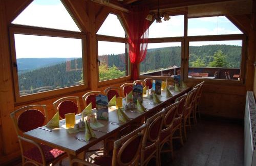 Klingenthal House | Berggasthaus & Pension Schöne Aussicht