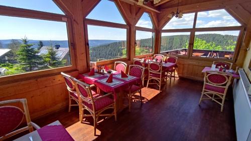 Klingenthal House | Berggasthaus & Pension Schöne Aussicht