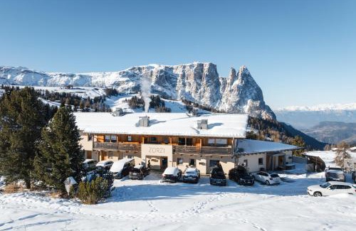 Castelrotto Hotel | Berghotel Zorzi