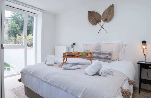 Saint-Josse-ten-Noode Apartment | Beriot II - Three Bedroom Apartment, Sleeps 8
