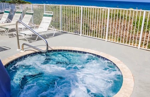 Deerfield Beach Hotel | Berkshire Beach Club