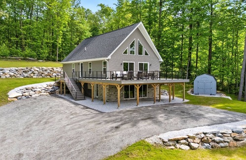 Great Barrington House | Berkshires Best/Large Deck with Hotub, Basement with Game room & Fitness room