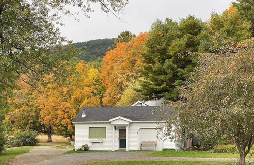 Canaan Cottage | Berkshires farm, 30+ guests, 50 acres