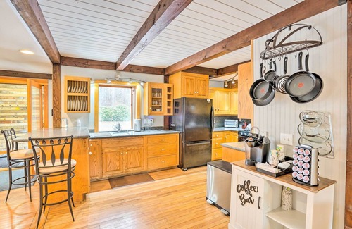 Charlemont Condo | Berkshires Getaway < 1 Mi Skiing & Hiking!