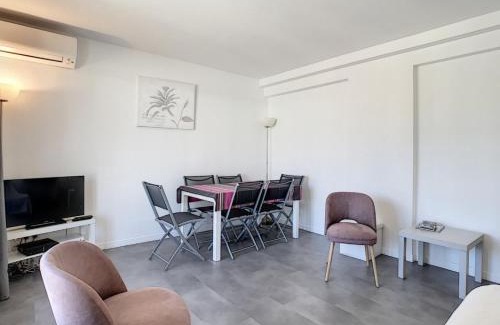Antibes City Centre Apartment | Berlioz Garden - Jardin,Free Parking,AC,Wifi