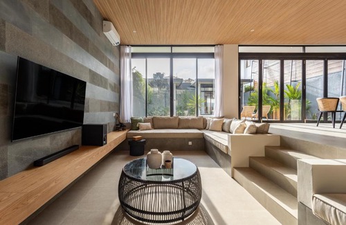 Padonan Villa | Bermain Haus - Exquisite 3BR Luxury Villa with Private Pool, Netflix & Breathtaking Views!