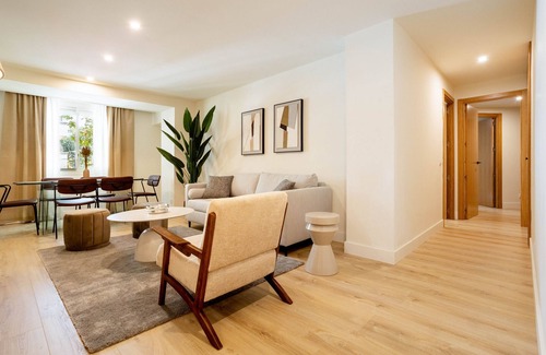 Nueva Espana Apartment | Bernabeu Luxe II apartment in Madrid