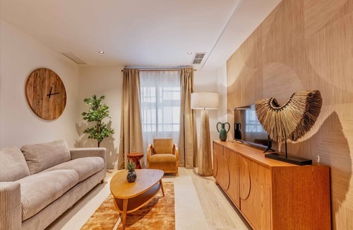 Nueva Espana Apartment | Bernabeu Place IV apartment in Madrid