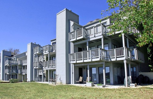 North Shore Condo | Bernard's Landing Bliss! - Breathtaking Views & Modern Updates