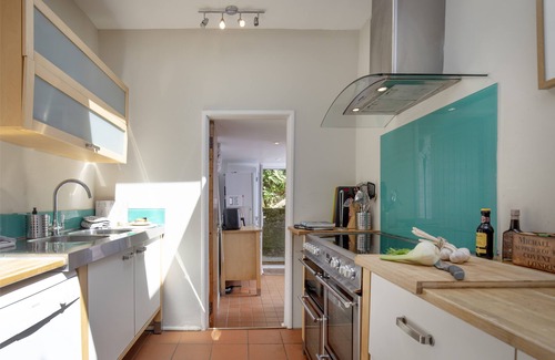 Croyde Cottage | Berry Cottage, on the edge of the postcard-pretty village of Croyde