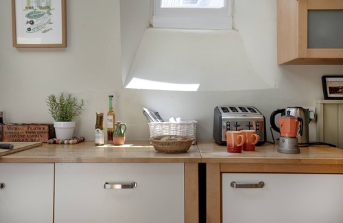 Croyde Cottage | Berry Cottage, on the edge of the postcard-pretty village of Croyde