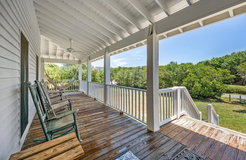 Debordieu Colony House | Berry Restful in DeBordieu Colony, Steps from the Beach Walkway.