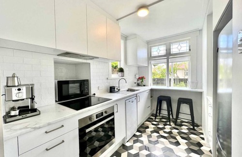 Devonport Apartment | Bespoke Stays - Holiday Beach Side Apartment