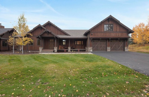 Whitefish Apartment | Bespoke Whitefish Home | Lakeside Trails, Boating by Day & Fireplace Evening