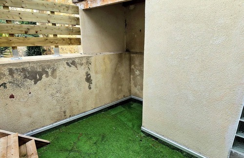 Angouleme Apartment | Besson Bey II - Ideal for couples & professionals - Patio - WiFi - Near train station - City center