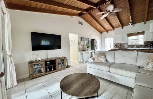 Key Colony Beach House | Best 2/2 in KCB. Private Pool/Private Dock/Lush backyard/Tiki & Outdoor Bar.