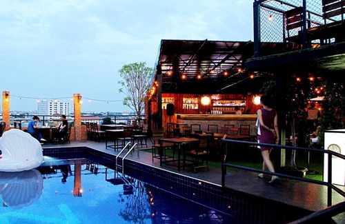 Ekkamai Apartment | Best City Center Ekamai Sukhumvit Newly Renovated 1 Bedroom + Living Area 60 Sqm