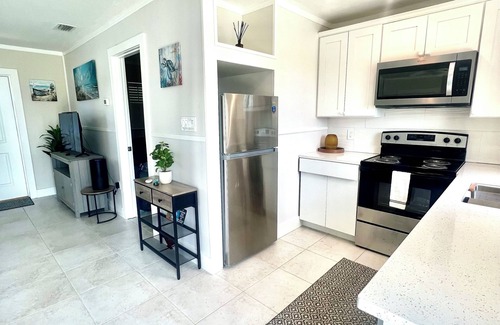Matlacha House | Best Deal Available for a monthly rental home during season! 🏝️🐬