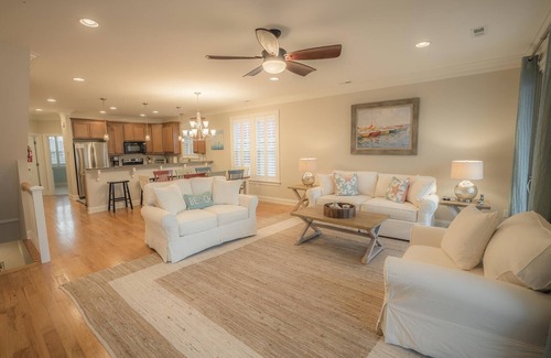 Kure Beach House | BEST DEAL IN KURE BEACH! FULLY RENOVATED LUXURY HOME STEPS TO THE OCEAN & PIER