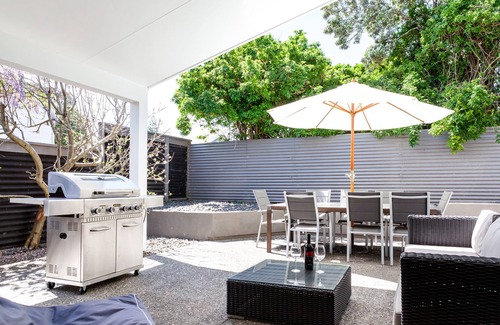 Waihi Beach House | Best enjoyed with friends, all the toys for fun!