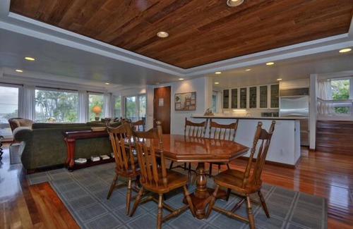 Hilo House | Best Hilo Location. Luxury Ocean Frt, black sand & turtles @ Richardsons Beach