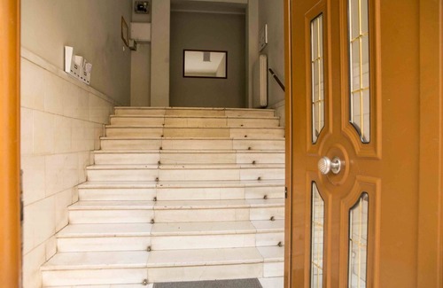 Ampelokipoi Apartment | Best House, Kolchidos, Ampelokipoi Metro, Athens